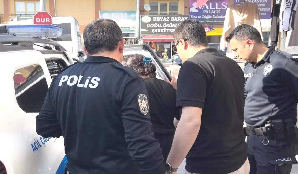 Eski Komşu Tabancayla Yaralandı