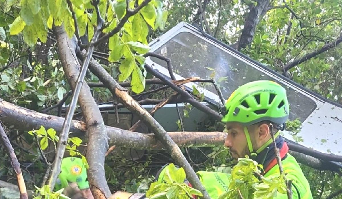 İtalya’da teleferik faciası: Çekme halatı koptu, 4 kişi öldü