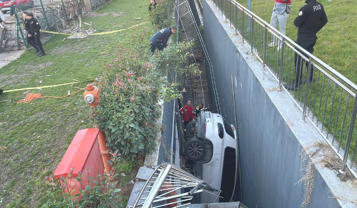 Bahçelievler’de kaza: 5 metre yüksekten düştü