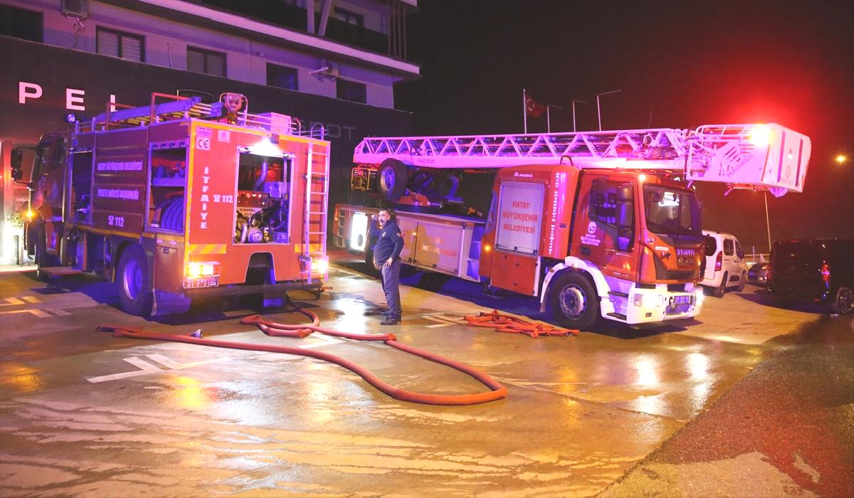 Hatay’da yangın çıkan binada 2 kişi hayatını kaybetti