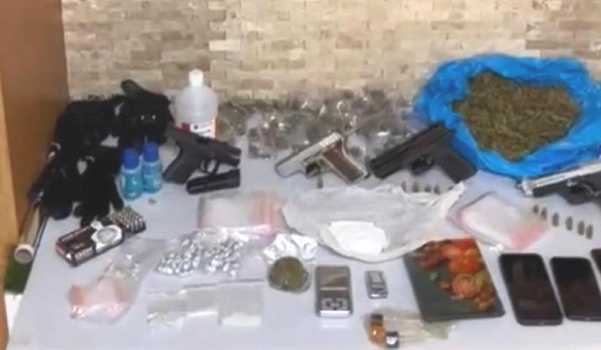 İstanbul’da rezidans dairesine operasyonda uyuşturucu ve silah çıktı: 2 şüpheli tutuklandı