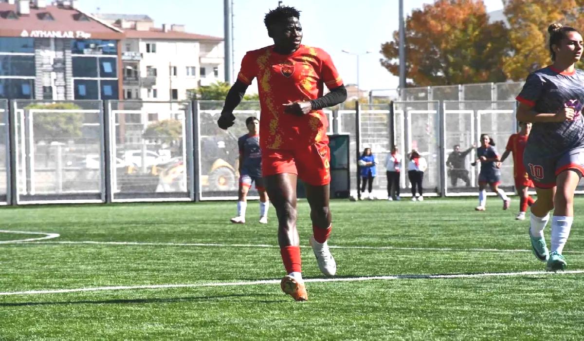 Kafayat Atoke Başhıru 8 gol attı