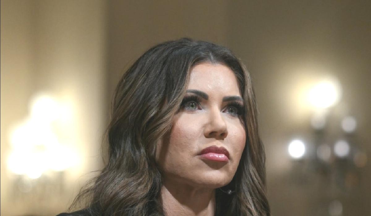 ABD İç Güvenlik Bakanı Noemn görevinden ayrılıyor